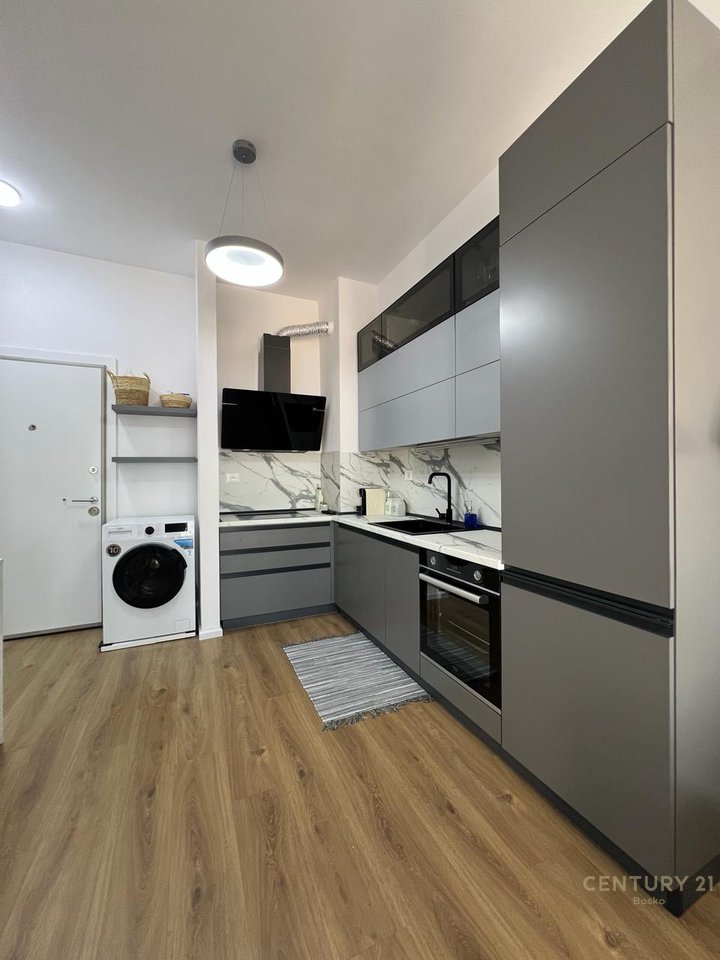 Mangelem 21, qira apartament 1+1