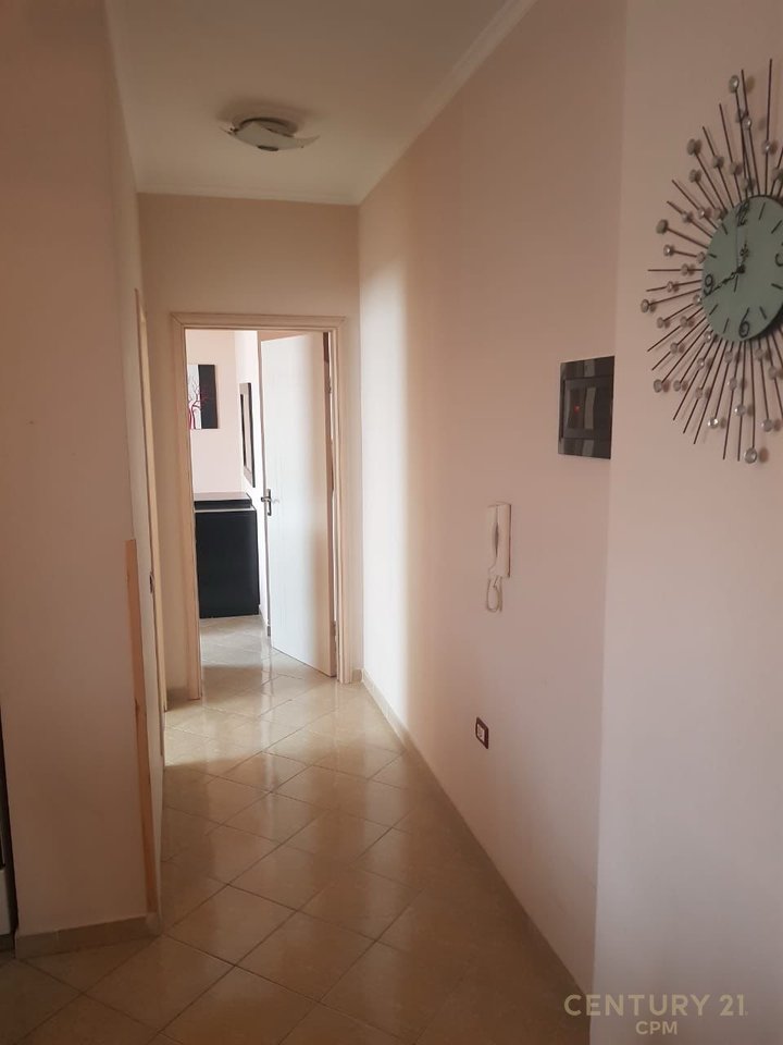 SHESIM APARTAMENT 1+1 PRANE KOMUNES SE PARISIT!