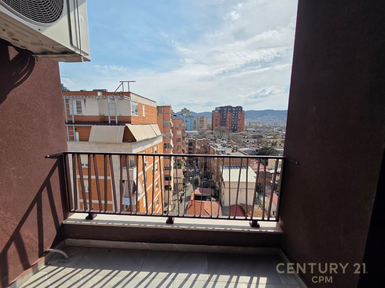 APPARTAMENTO 1+1 IN AFFITTO VICINO A MYSLYM SHYRI!