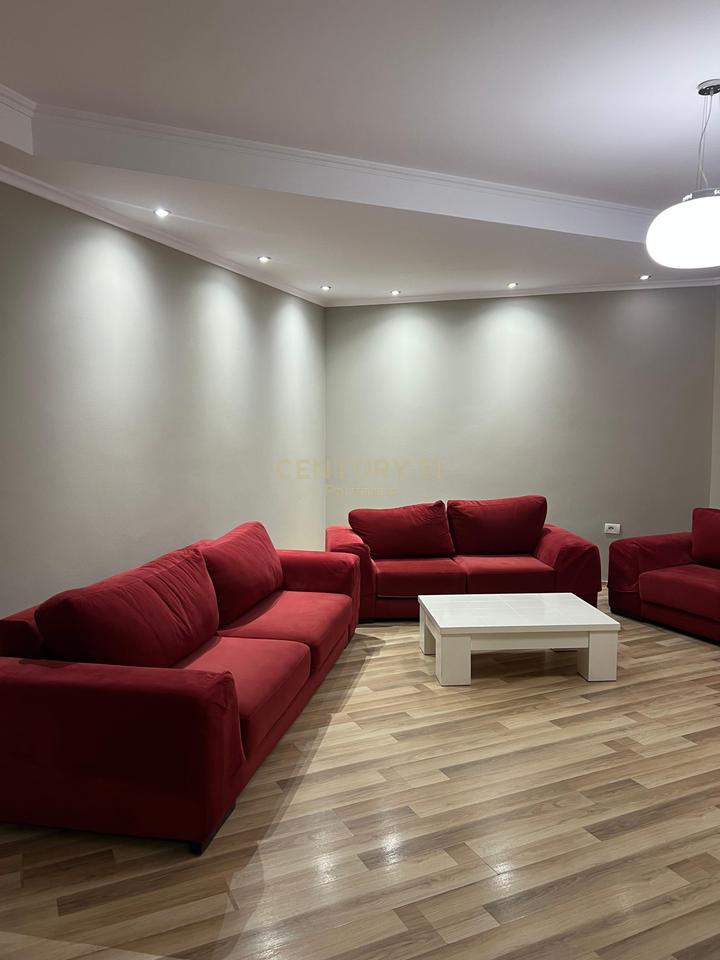 APARTAMENT 1+1 + KUZHINE TE VECUAR PER QIRA, prane shkolles Emin Duraku
