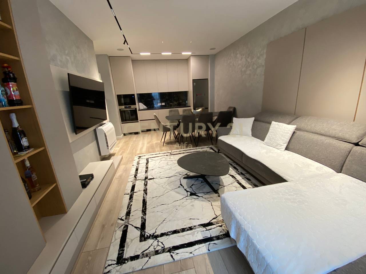 Shitet Apartament 2+1+2 në Rezidencën Erli !