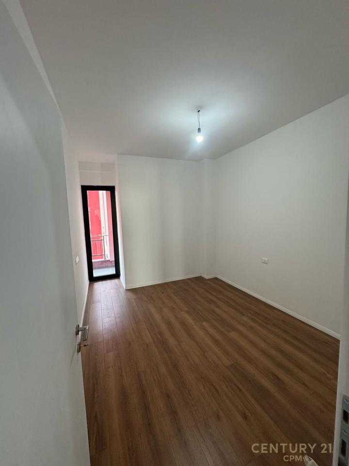 OFFICE FOR RENT ARLIS BUILDINGS, pharmacy 10!