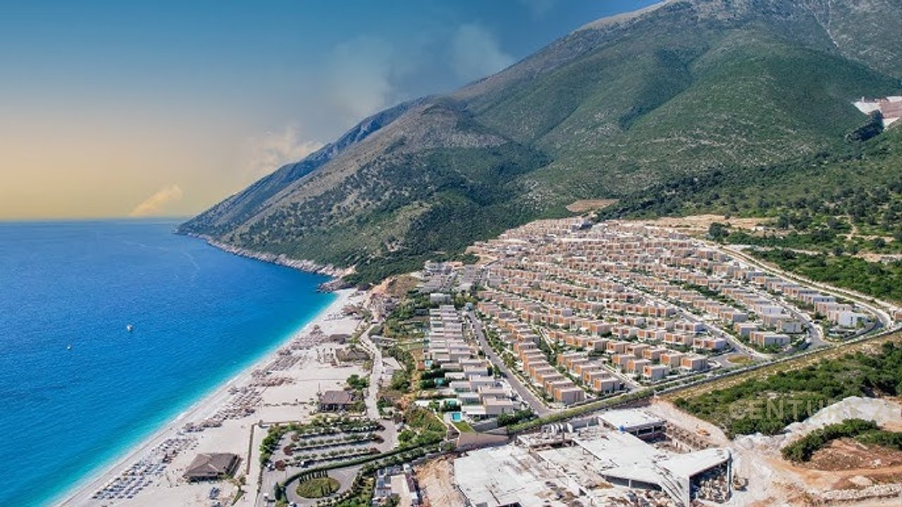 Green Coast 2 Palase Apartment 2+1+veranda for sale