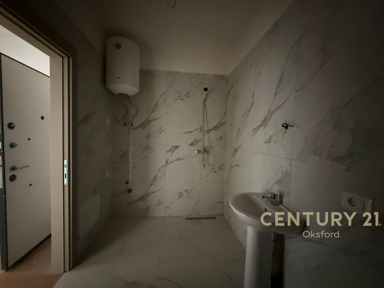 Shesim apartament 1+1, tek Albulena Residence!