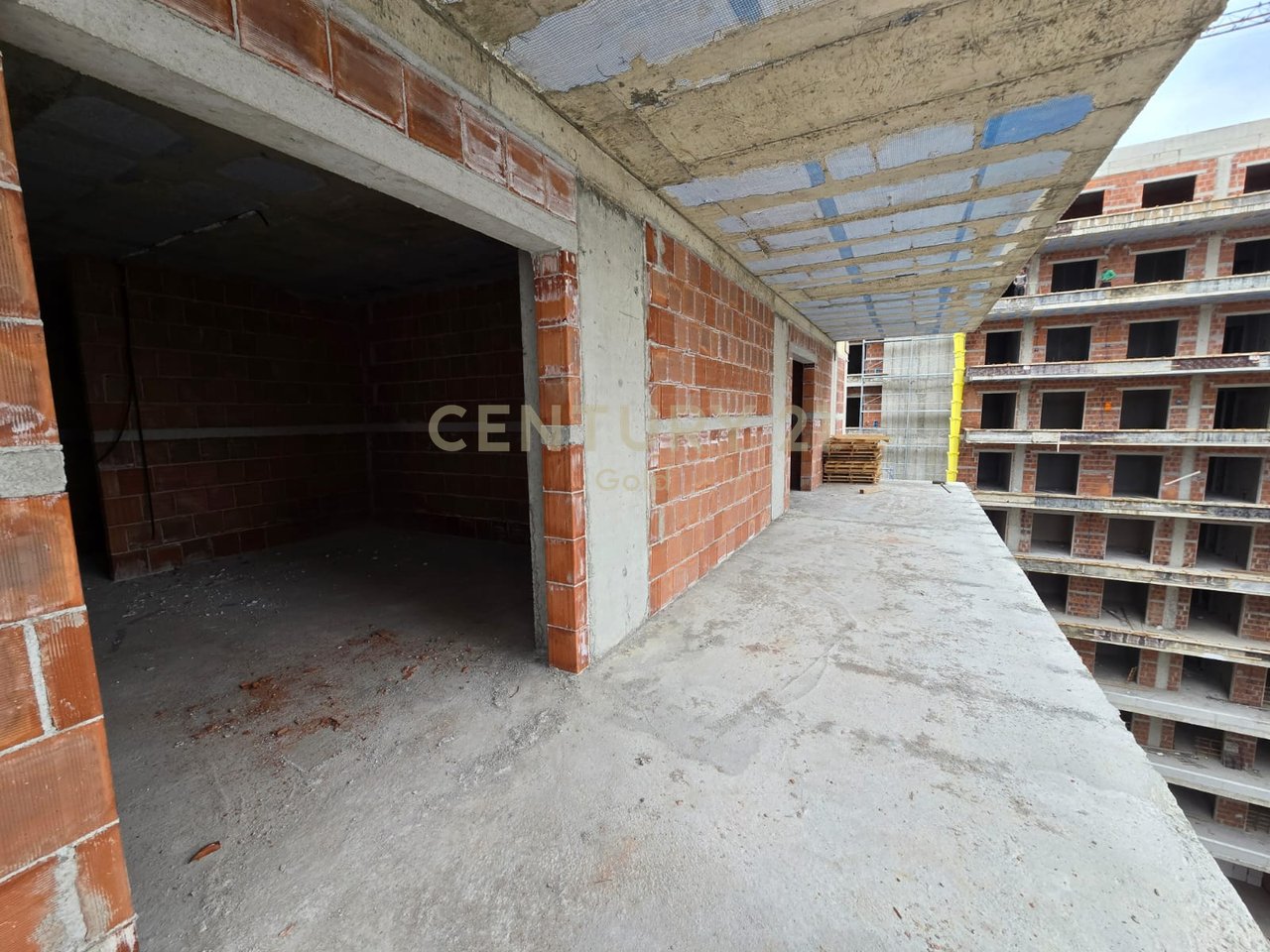 1+1 APARTMENT FOR SALE AT THE FORMER AVIATION FIELD