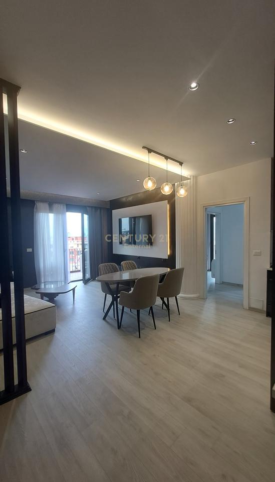 Luxury apartment 2+1+2 for rent at Garden Building