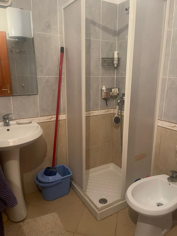 2 APARTAMENTE PER SHITJE NE ORIKUM-PAMJE DETI!