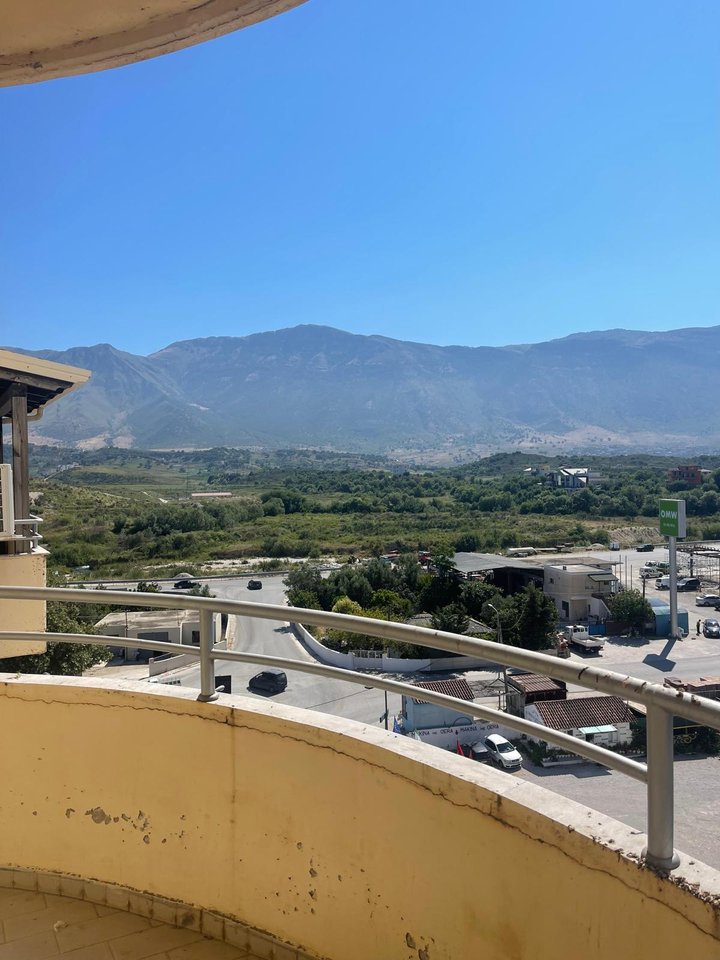 2 APARTAMENTE PER SHITJE NE ORIKUM-PAMJE DETI!