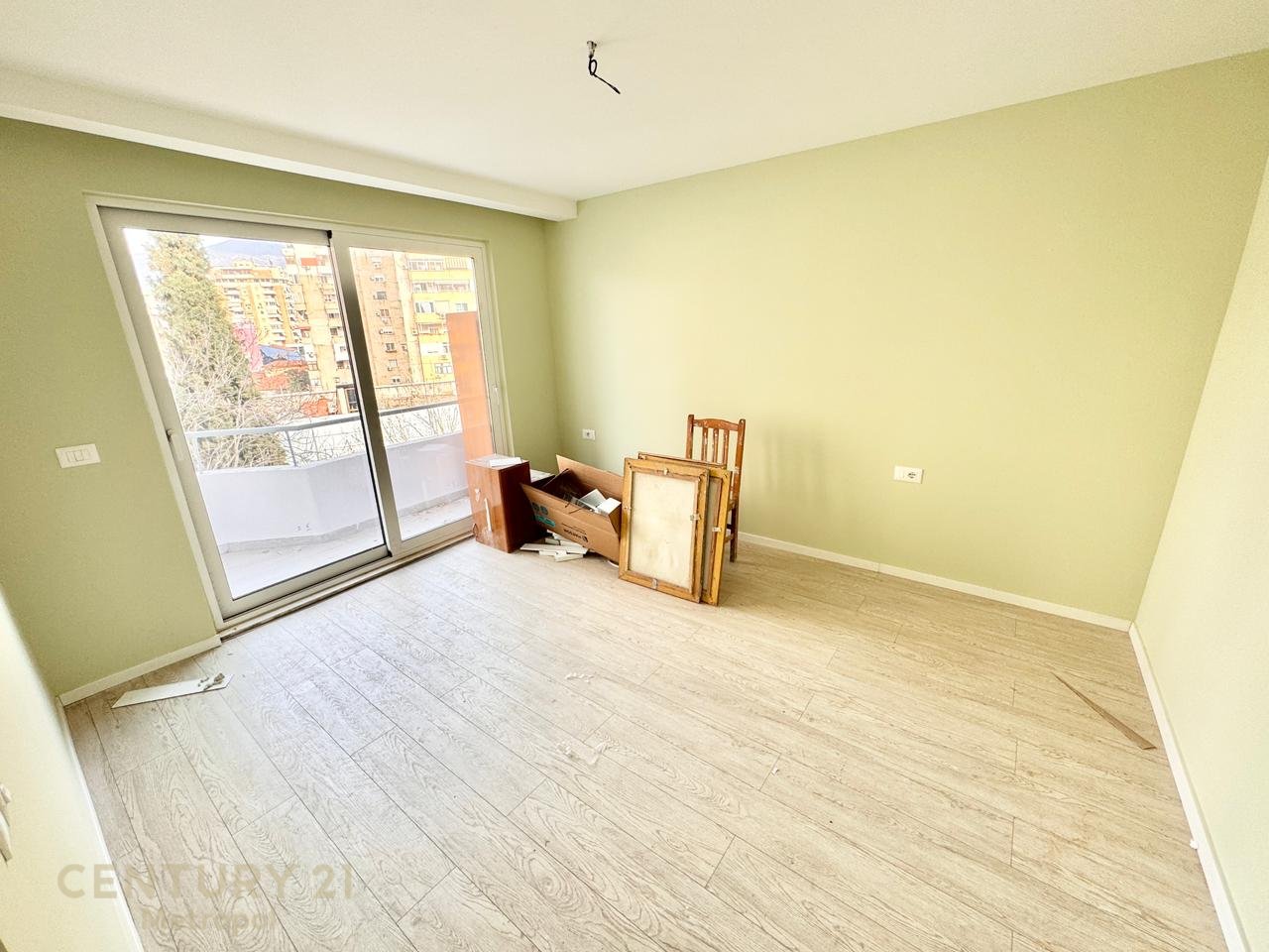 OFFICE FOR RENT IN THE CENTER, 100 m2.