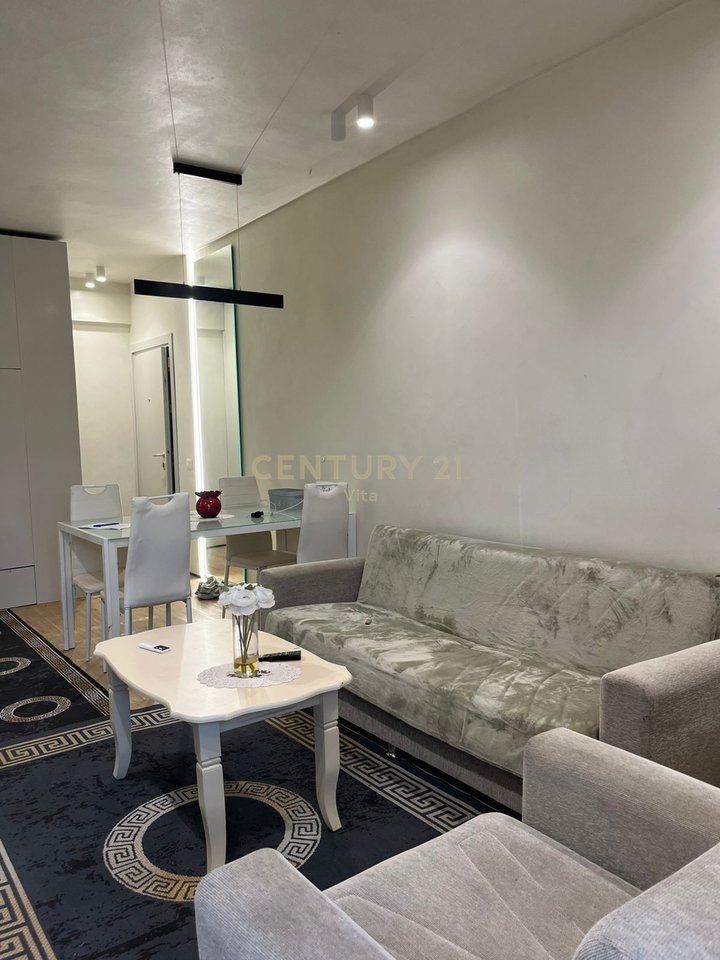 1+1 apartment for rent in the first line by the sea – Beach, Durrës🌊