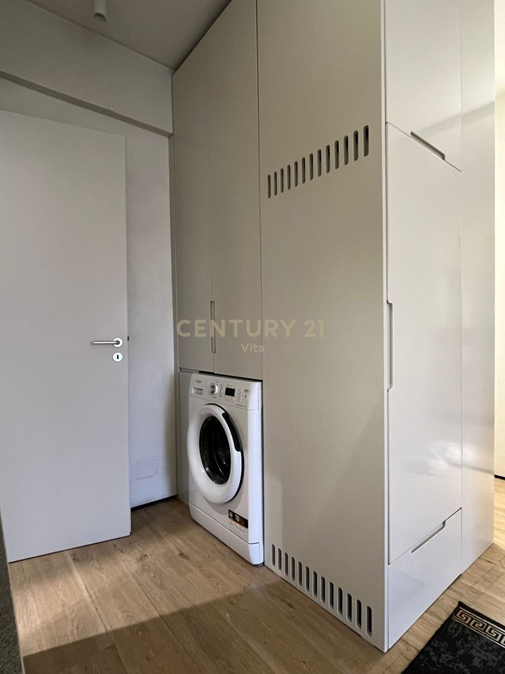 1+1 apartment for rent in the first line by the sea – Beach, Durrës🌊