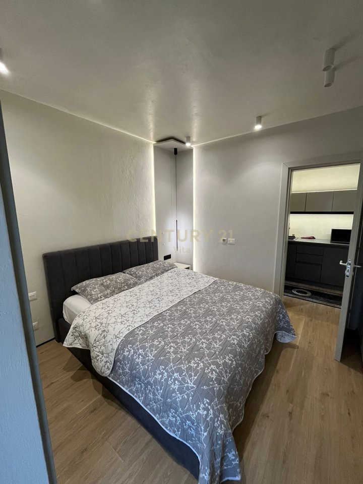 1+1 apartment for rent in the first line by the sea – Beach, Durrës🌊