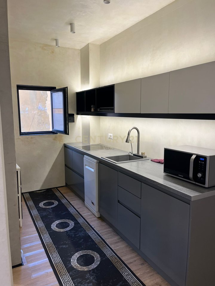 1+1 apartment for rent in the first line by the sea – Beach, Durrës🌊