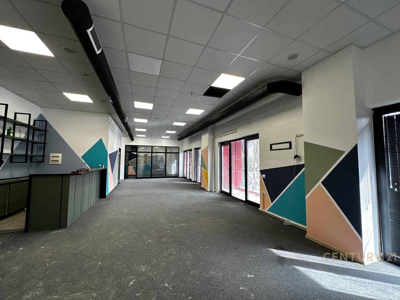 JAPIM ME QIRA AMBIENT PER ZYRA, ARLIS FARMACIA 10