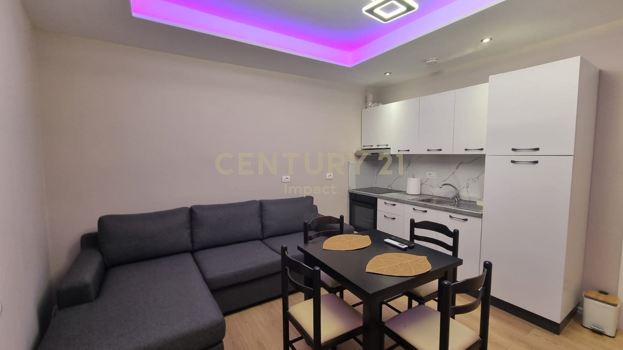 Apartament 2+1 Me Qira në Restorant Durrësi, Tiranë - 800.00€ ME POST PARKIMI !