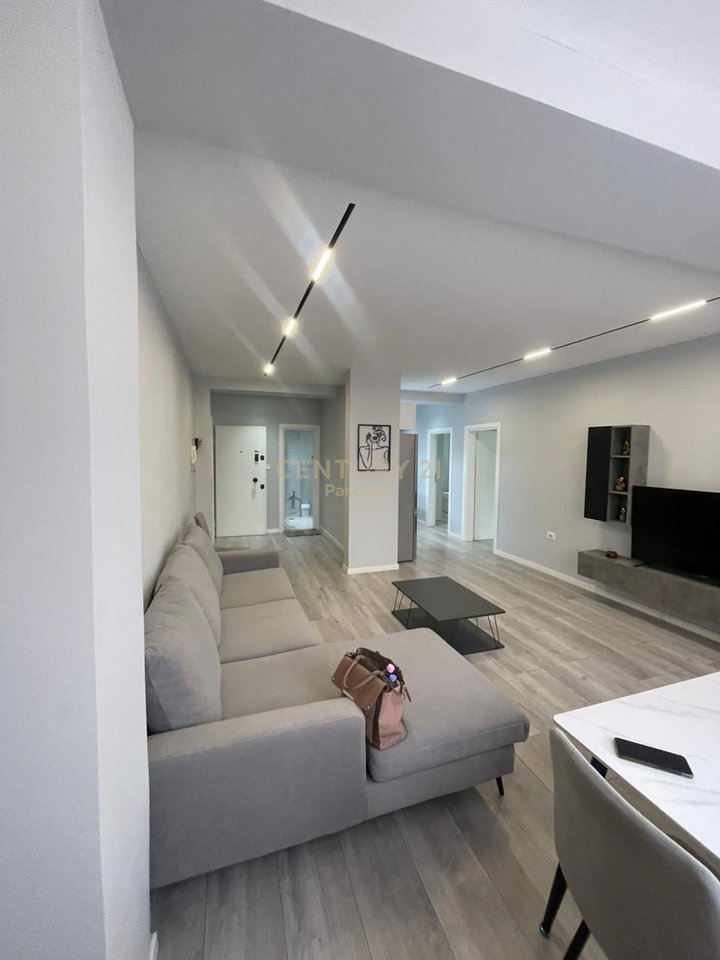 APARTMENT 2+1 FOR SALE 21 DHJETORI TIRANA