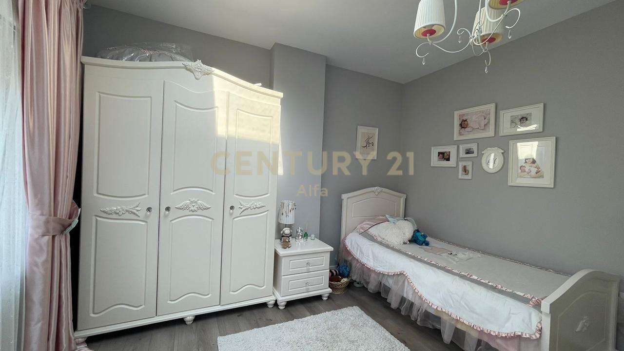 QIRA, VILË PREMIUM me PISHINE, REZIDENCA KODRA E DIELLIT 2‼️