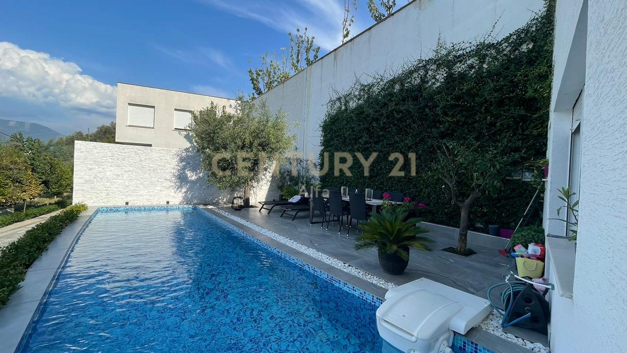 QIRA, VILË PREMIUM me PISHINE, REZIDENCA KODRA E DIELLIT 2‼️