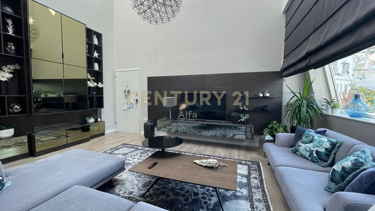 QIRA, VILË PREMIUM me PISHINE, REZIDENCA KODRA E DIELLIT 2‼️