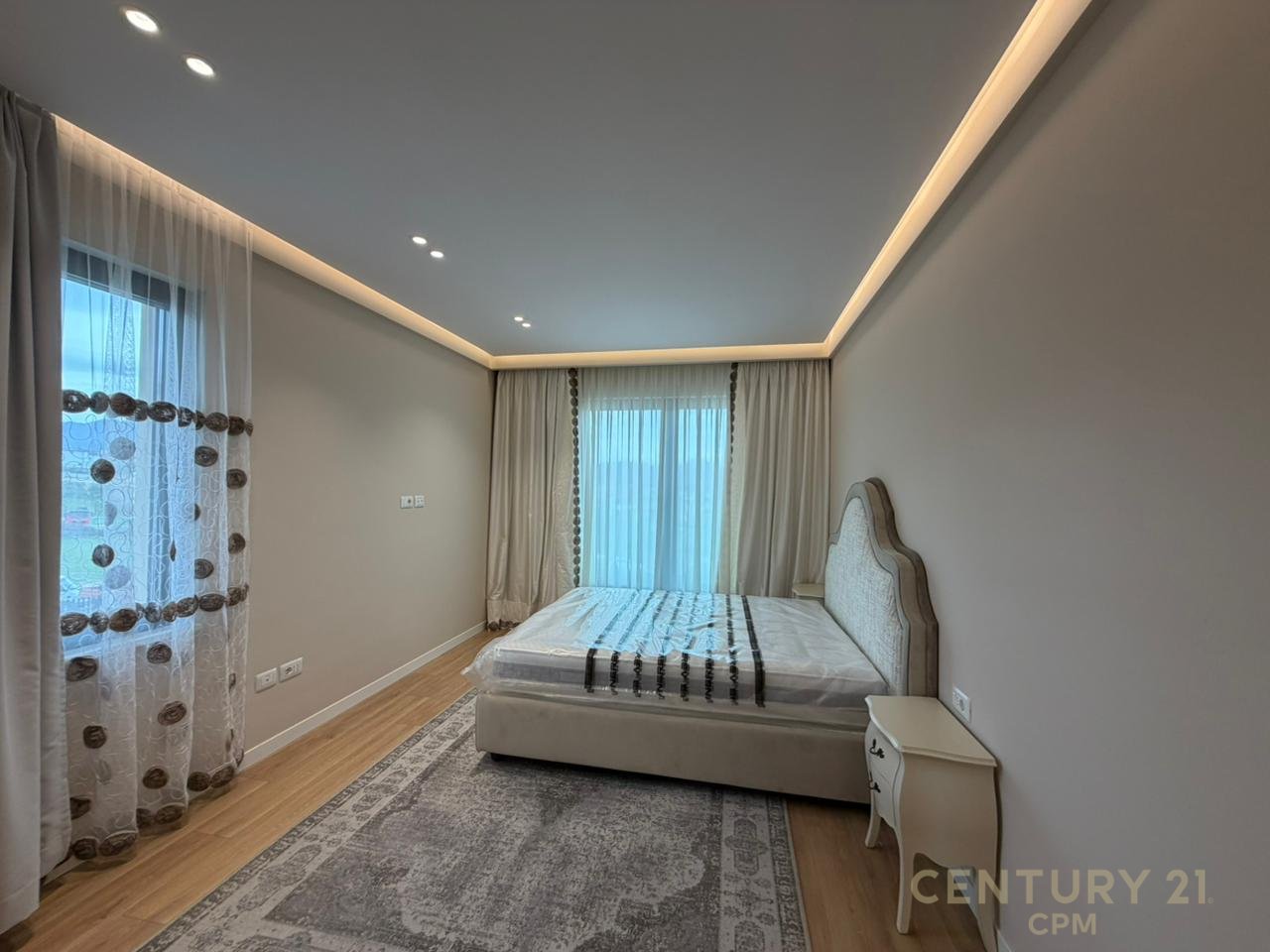 Modern villas for rent at Tuscany residence