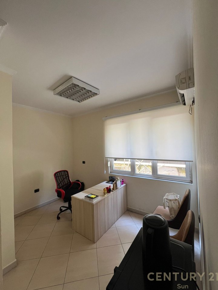 APARTAMENT ME QIRA PER ZYRA NE BLLOK