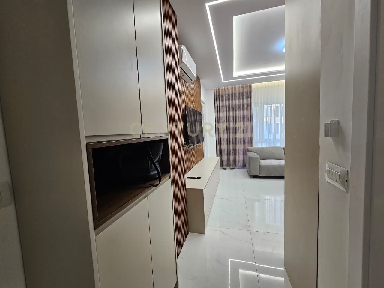 APARTMENT 1+1+PARKING SPACE FOR RENT!