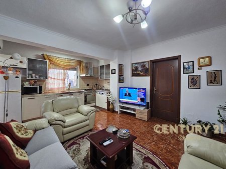 SHITET APARTAMENT 2+1 RRUGA DRITAN HOXHA