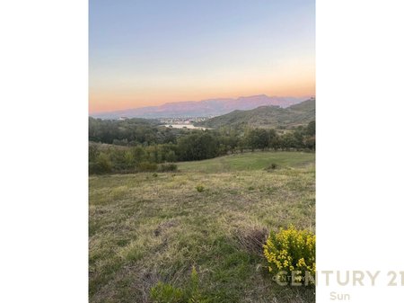 LAND PLOT WITH SURFACE AREA 1925 M2 AT KASHARI LAKE