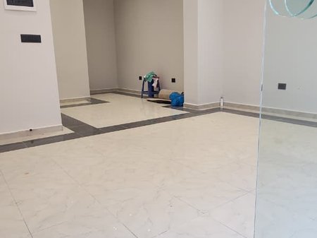 SARANDE, AMBJENT BIZNESI ME QIRA