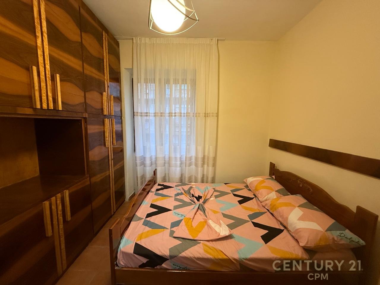 1+1 APARTMENT FOR RENT NEW TIRANA NEAR THE GUARD