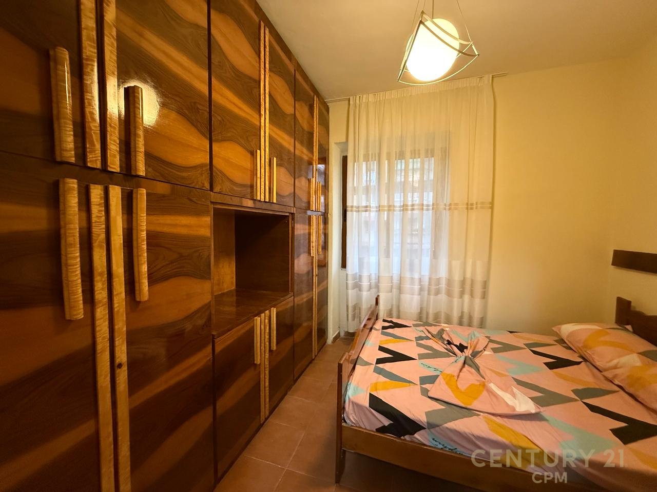 1+1 APARTMENT FOR RENT NEW TIRANA NEAR THE GUARD