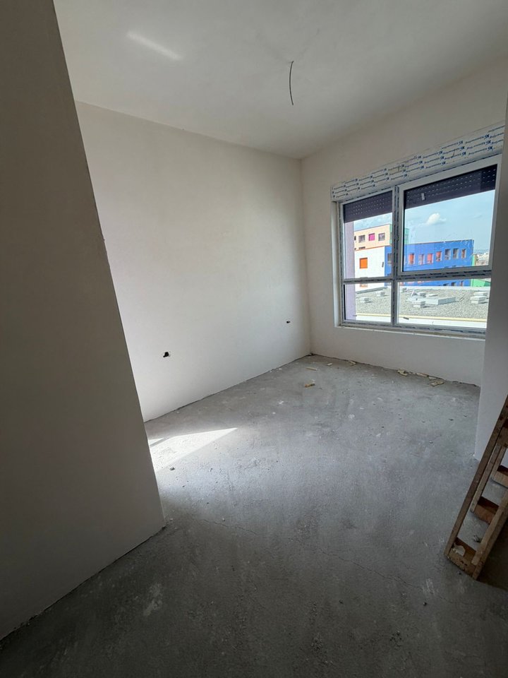 Apartament 1+1 Në Shitje në Ali Demi, KOMPLEKSI KADIU Tiranë - 103,000€ | 58.6 m²