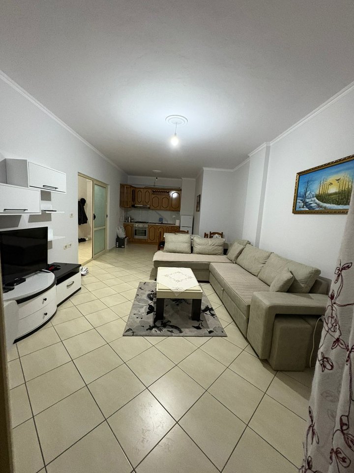 OFROJME PER SHITJE APARTAMENT 1+1 NE ZONEN"ALBANO & ROMINA"!
