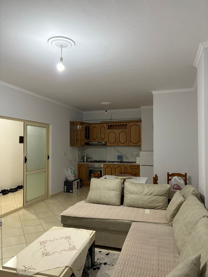 OFROJME PER SHITJE APARTAMENT 1+1 NE ZONEN"ALBANO & ROMINA"!