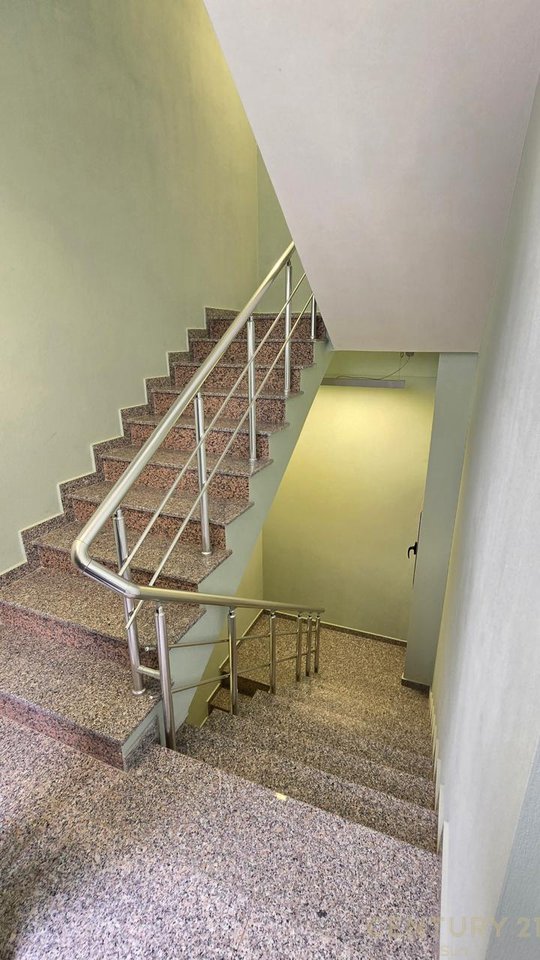 JEPET ME QIRA GODINE TRE KATESHE NE PASKUQAN.