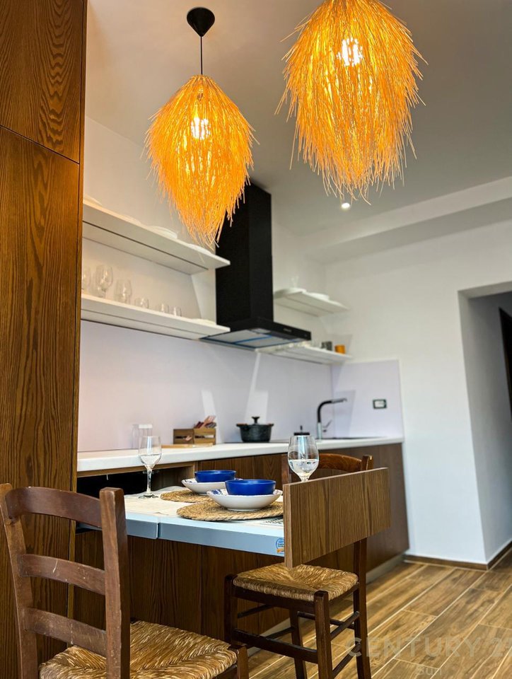 SHESIM 3 APARTAMENTE NE SARANDE 200 M NGA DETI.