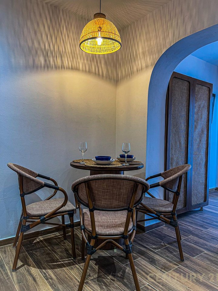 SHESIM 3 APARTAMENTE NE SARANDE 200 M NGA DETI.