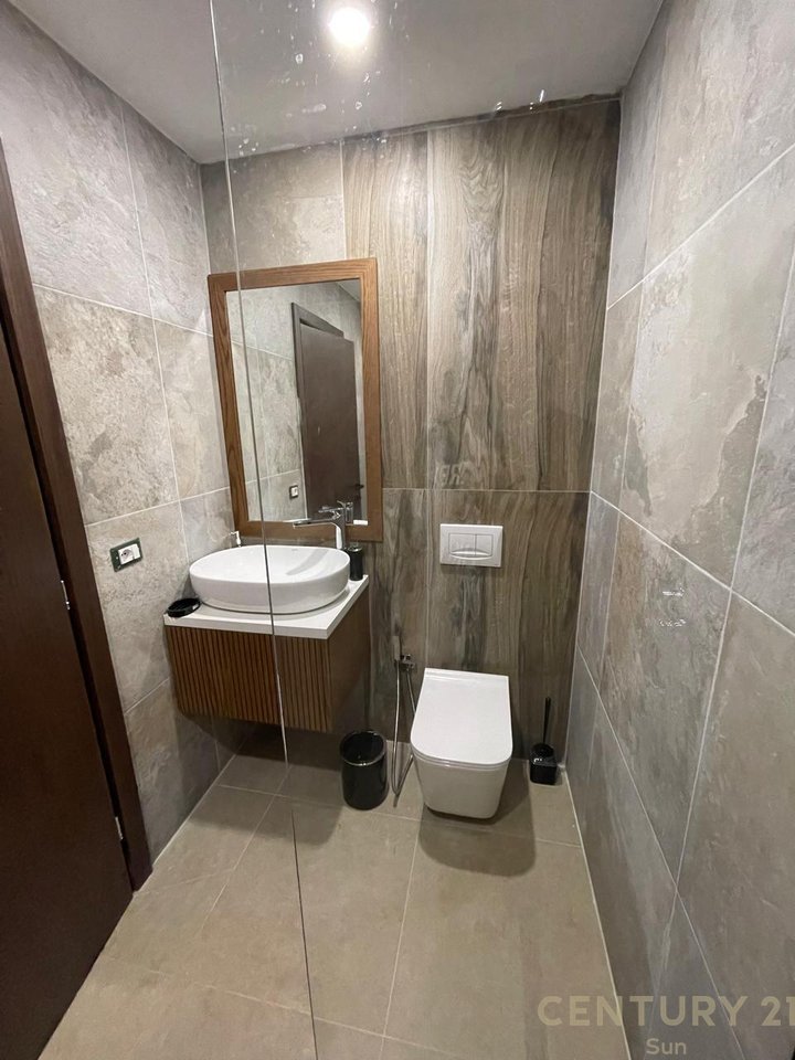 SHESIM 3 APARTAMENTE NE SARANDE 200 M NGA DETI.