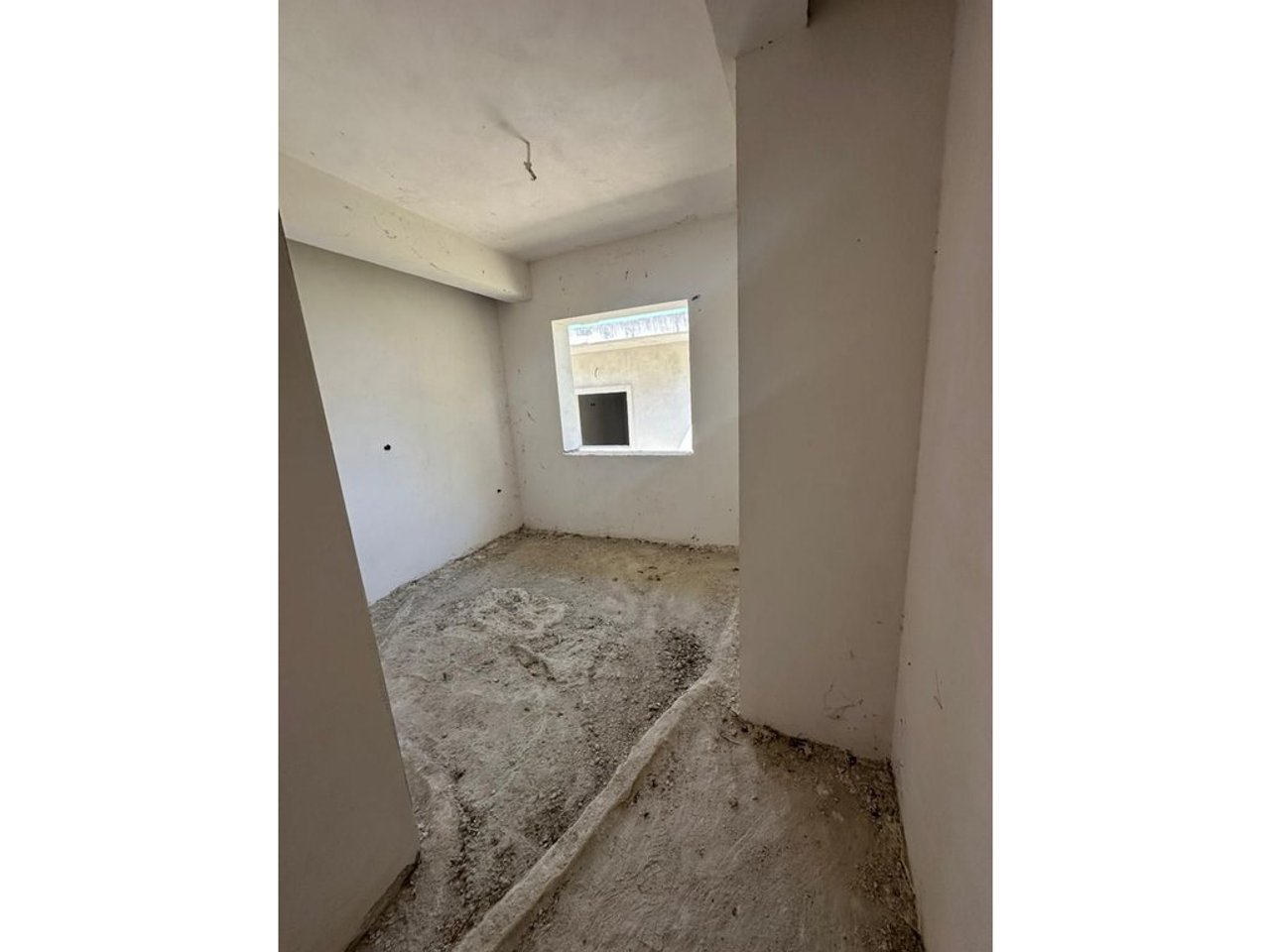 SHITET NDERTESE DHE TRUALL TEK ISH SERAT!