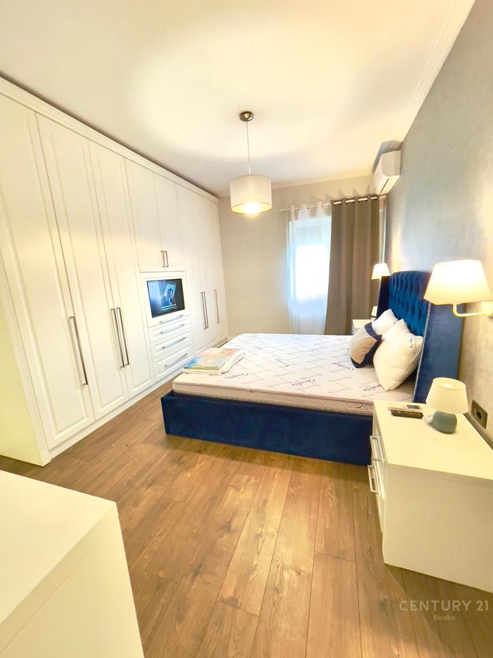 Kopshti Botanik ,Apartament 2+1 per qira