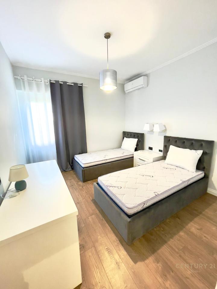 Kopshti Botanik ,Apartament 2+1 per qira