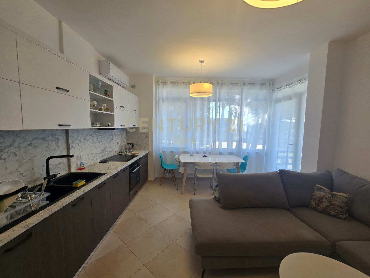 SHITET APARTAMENT 2+1 TE KOMPLEKSI LURA 2,GJIRI I LALZIT!