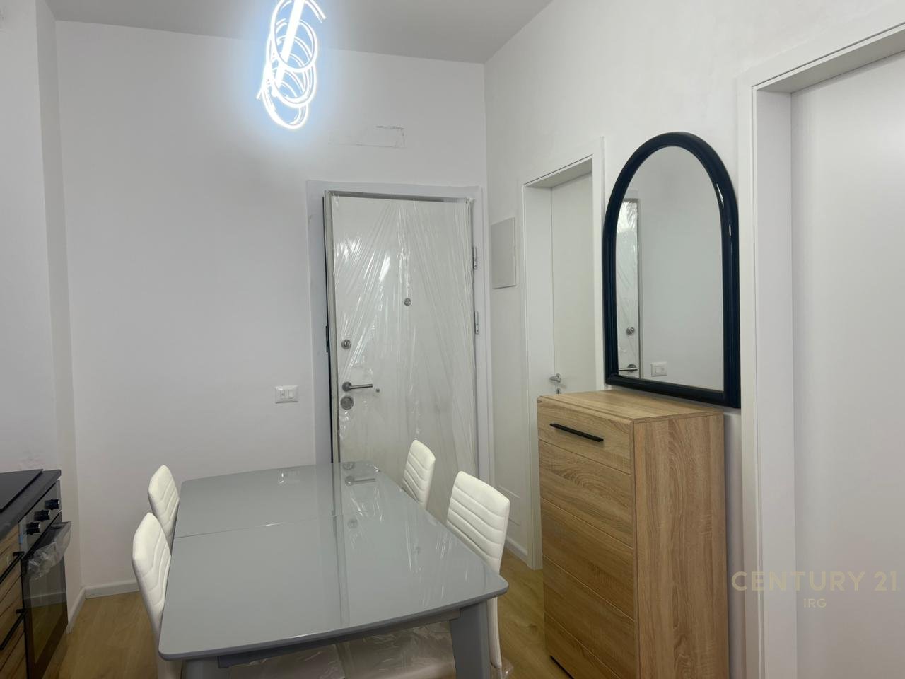 Appartamento 1+1 nel complesso Mangalem!