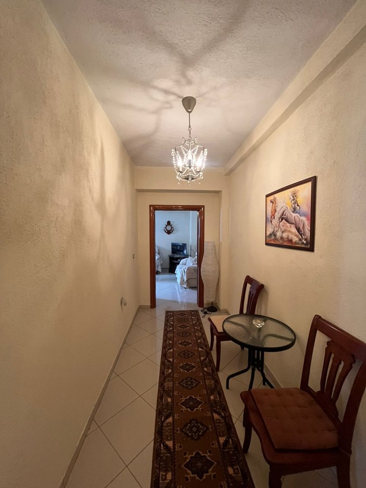 APARTAMENT 2+1 PËR SHITJE NË POGRADEC – PRANË STADIUMIT, ME PAMJE NGA LIQENI DHE KALAJA !!