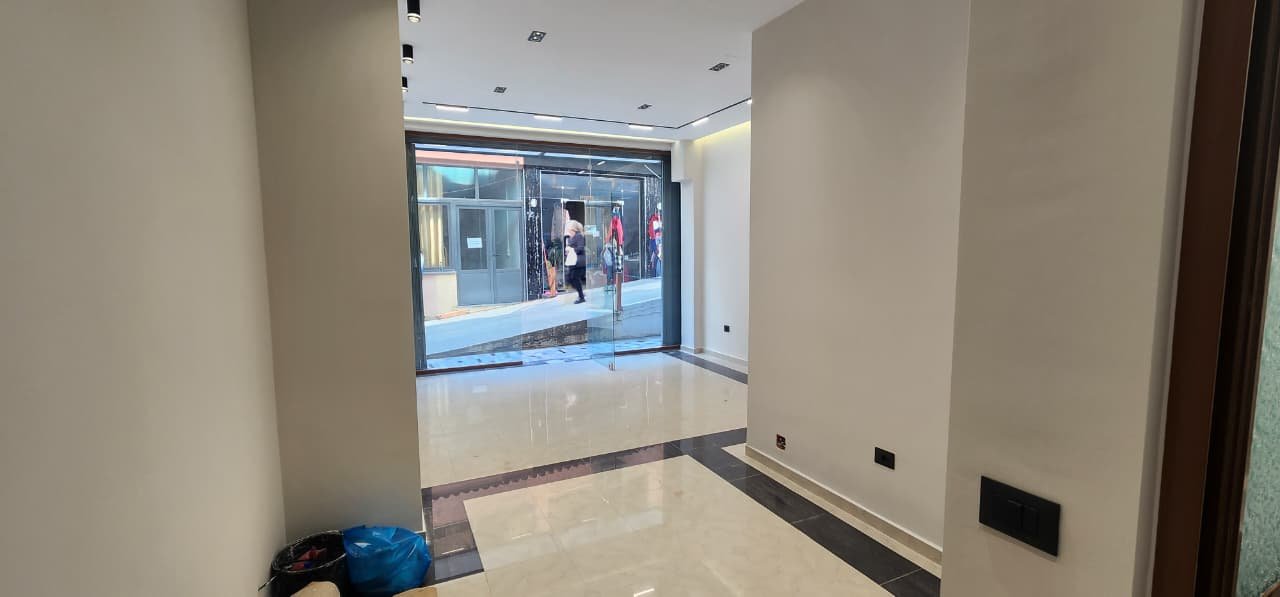 SARANDE, AMBJENT BIZNESI ME QIRA