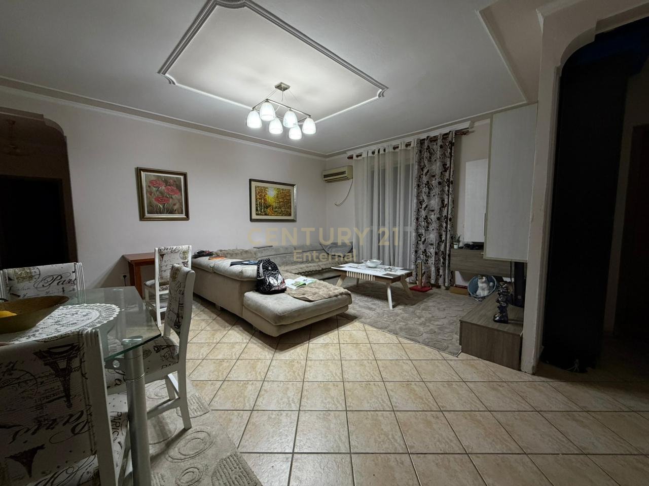 Apartament 3+1+2 në shitje te Shkolla e Baletit , Tiranë  133 m²