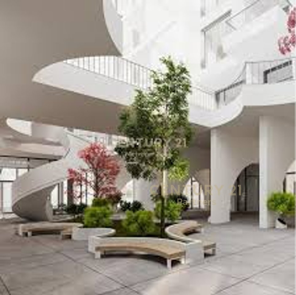 SHITET APARTAMENT 1+1+2 TUALETE TEK  Bulevardi Ri (Park Avenue) !
POST PARKIMI ME CMIM EXTRA