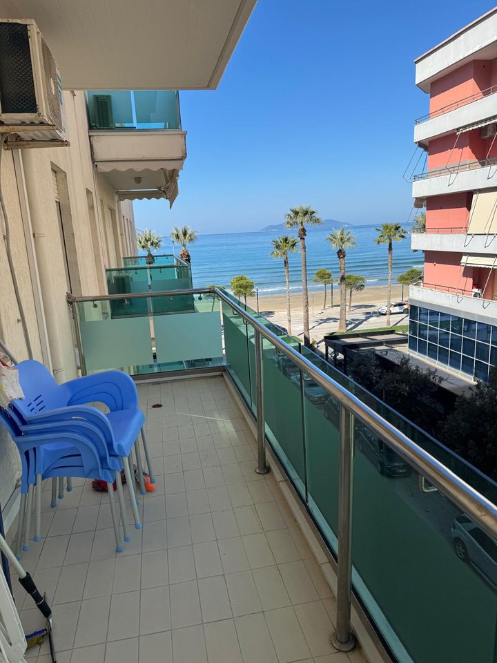 1+1 APARTMENT FOR RENT ON THE LUNGOMARE, WITH SEA VIEW!