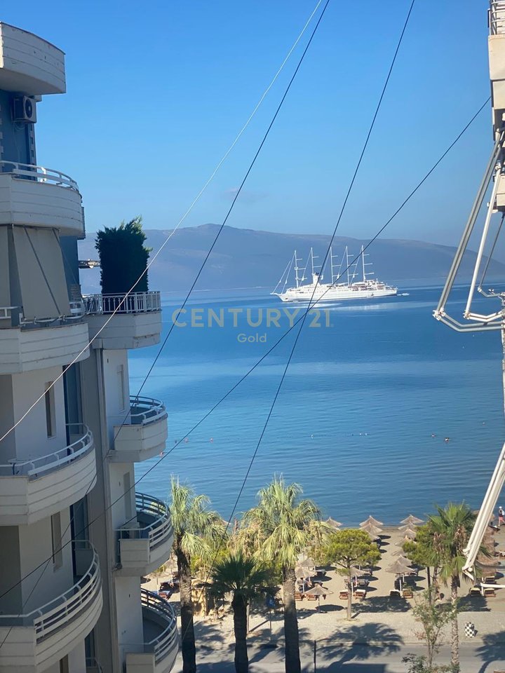 APARTAMENT 1+1 PER SHITJE ME PAMJE DETI NE LUNGOMARE, VLORE !