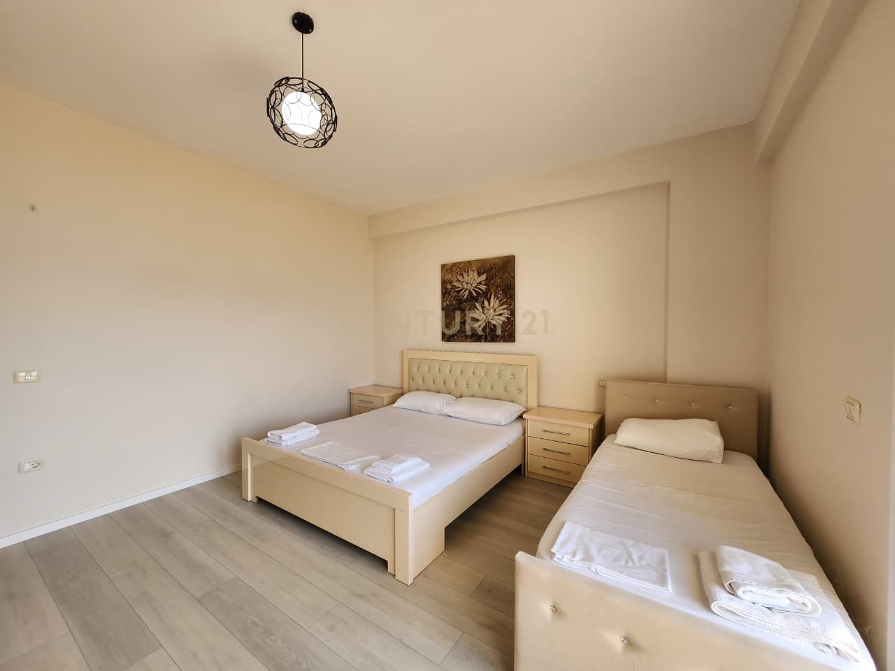 Apartament 1+1 me Pamje nga Deti në Lungomare 1, Vlorë